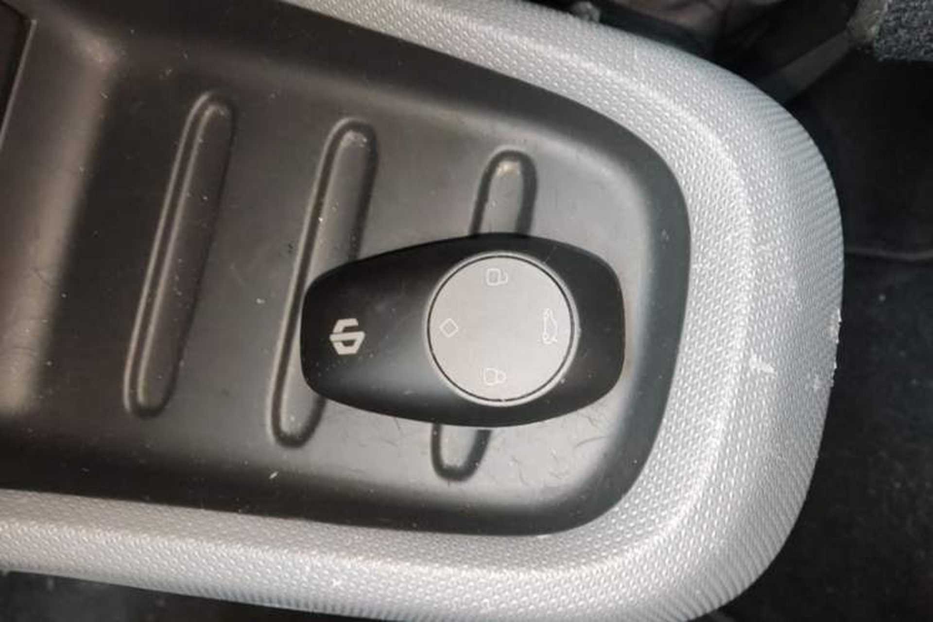 Used Leapmotor T03 2021 400 Lite Edition Lithium Iron Phosphate Vehicle Key