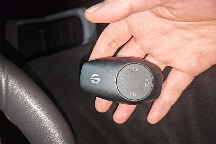 Used Leapmotor T03 2021 400 Lite Edition Lithium Iron Phosphate Vehicle Key