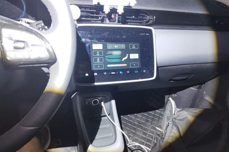 Used Leapmotor T03 2021 400 Luxury Edition Audio And AC Panel