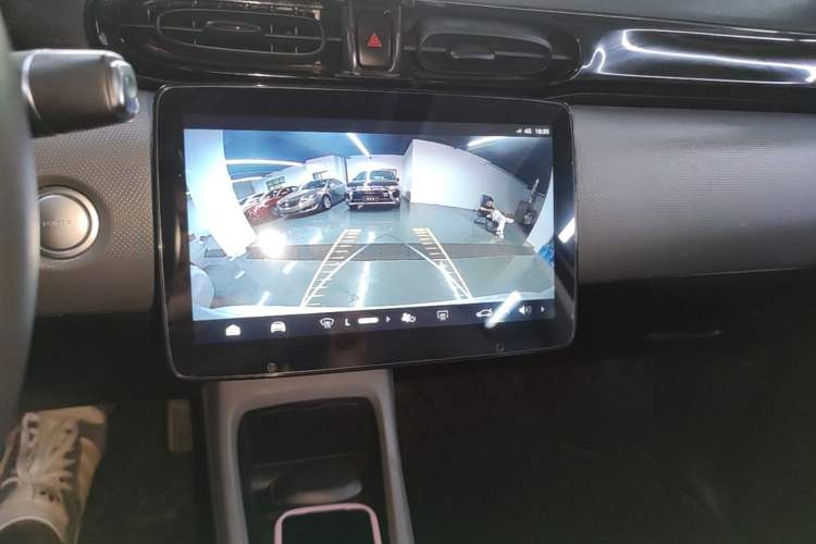 Used Leapmotor T03 2021 400 Luxury Edition Audio And AC Panel