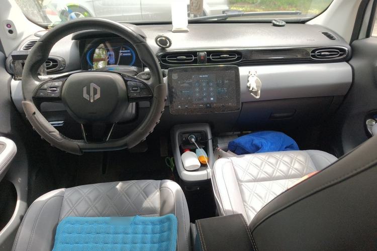 Used Leapmotor T03 2021 400 Luxury Edition Center Console