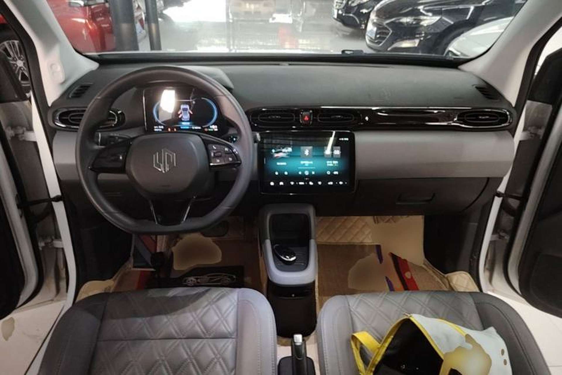 Used Leapmotor T03 2021 400 Comfort Edition Center Console