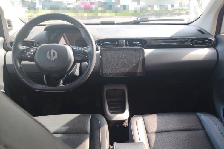 Used Leapmotor T03 2021 400 Luxury Edition Center Console