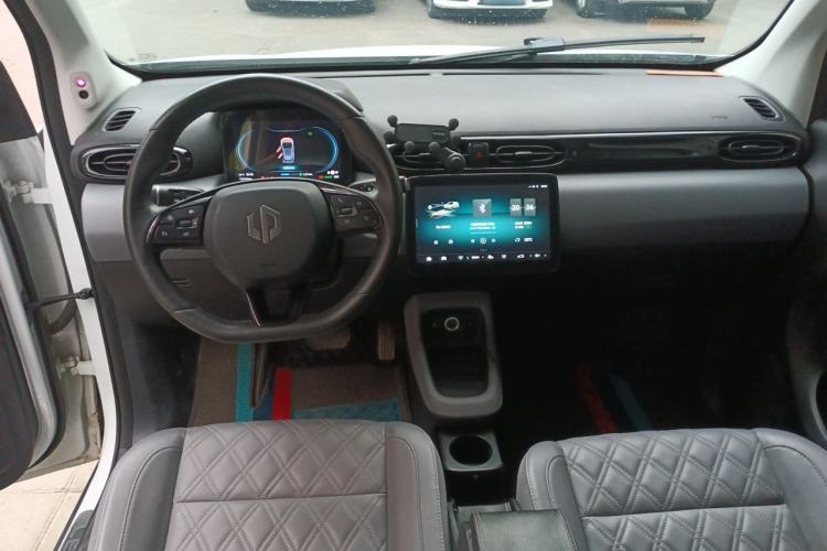 Used Leapmotor T03 2021 400 Luxury Edition Center Console