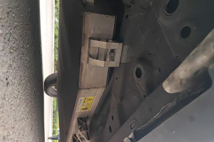 Used Leapmotor T03 2021 400 Luxury Edition Chassis Front Left