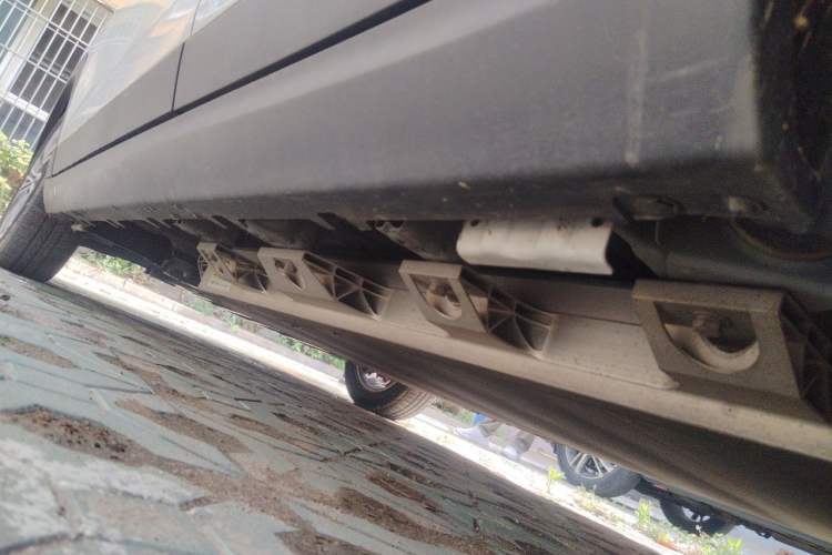 Used Leapmotor T03 2021 400 Luxury Edition Chassis Rear Left