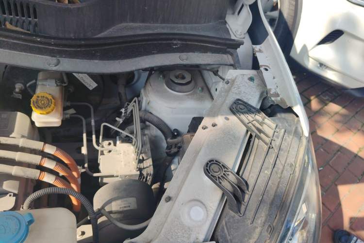 Used Leapmotor T03 2021 400 Luxury Edition Engine Bay Left