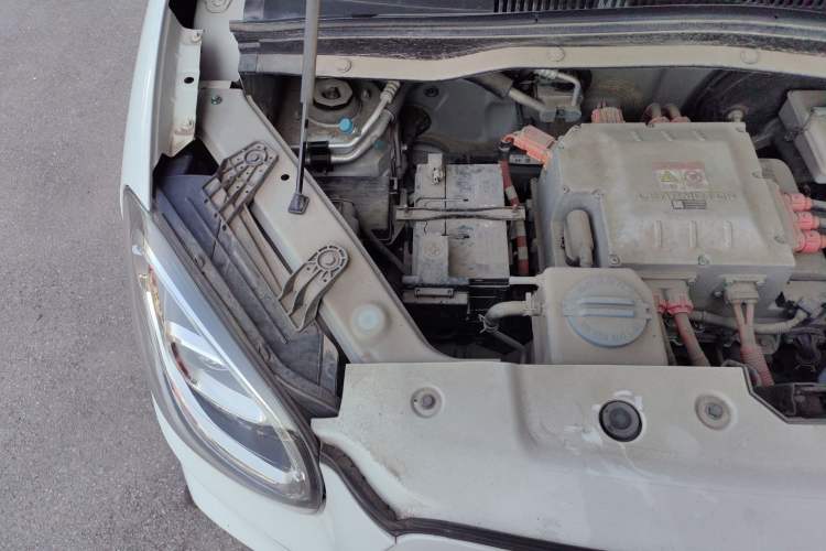 Used Leapmotor T03 2021 400 Lite Edition Lithium Iron Phosphate Engine Bay Right