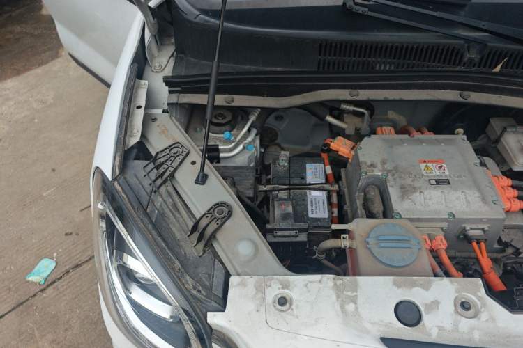 Used Leapmotor T03 2021 400 Lite Edition Lithium Iron Phosphate Engine Bay Right