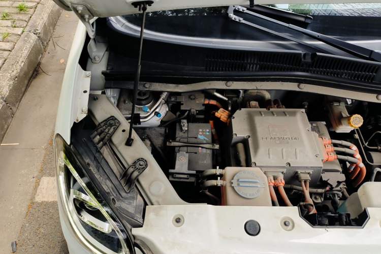 Used Leapmotor T03 2021 400 Luxury Edition Engine Bay Right