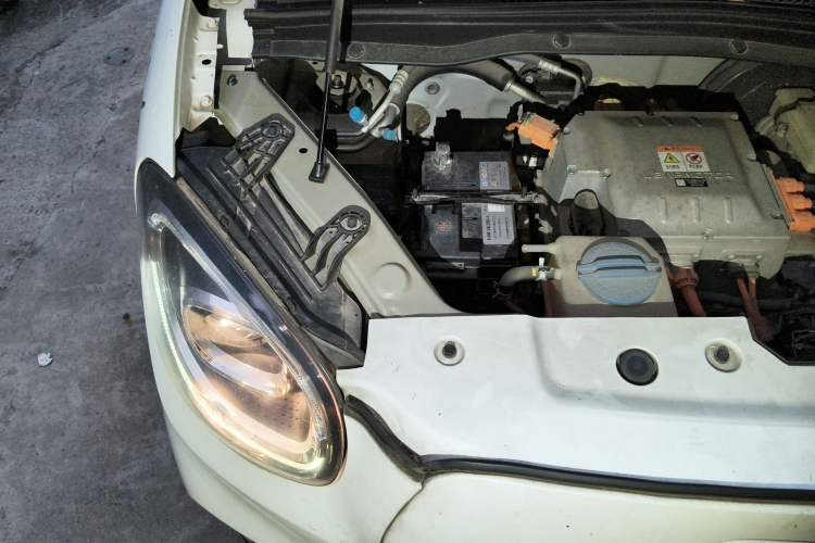Used Leapmotor T03 2021 400 Lite Edition Lithium Iron Phosphate Engine Bay Right