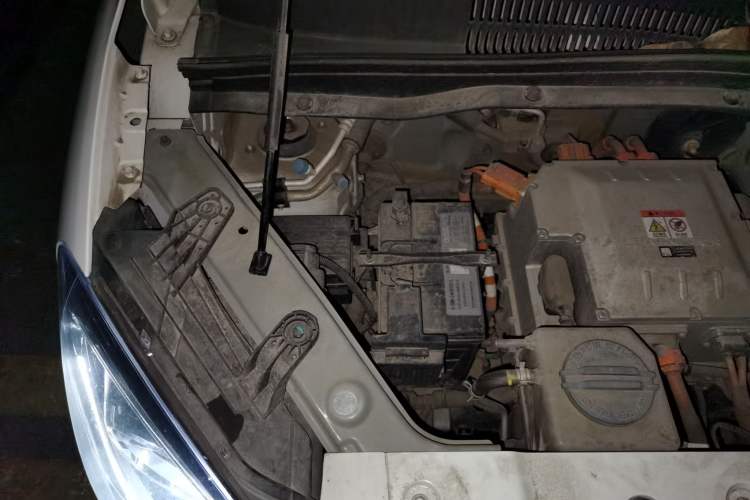 Used Leapmotor T03 2021 400 Micro-Sugar Version Engine Bay Right