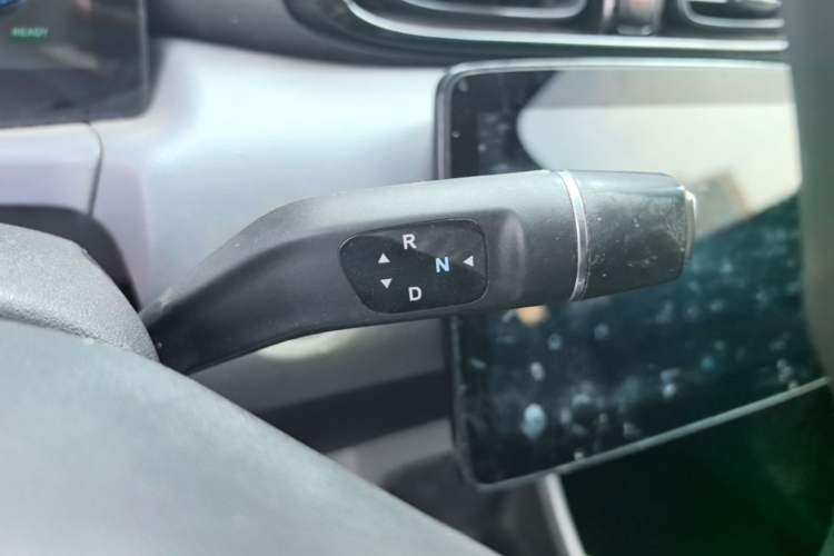 Used Leapmotor T03 2021 400 Online Booking Version Gear Lever