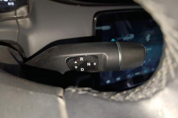 Used Leapmotor T03 2021 400 Luxury Edition Gear Lever