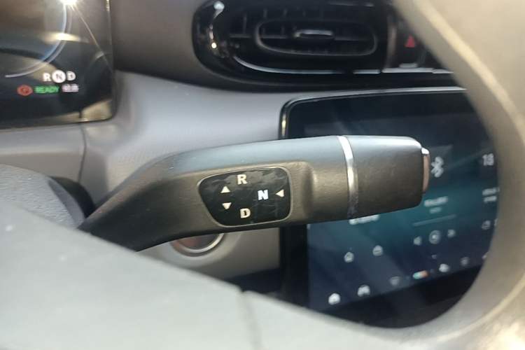 Used Leapmotor T03 2021 400 Micro-Sugar Version Gear Lever