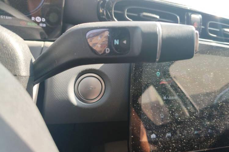 Used Leapmotor T03 2021 400 Luxury Edition Gear Lever