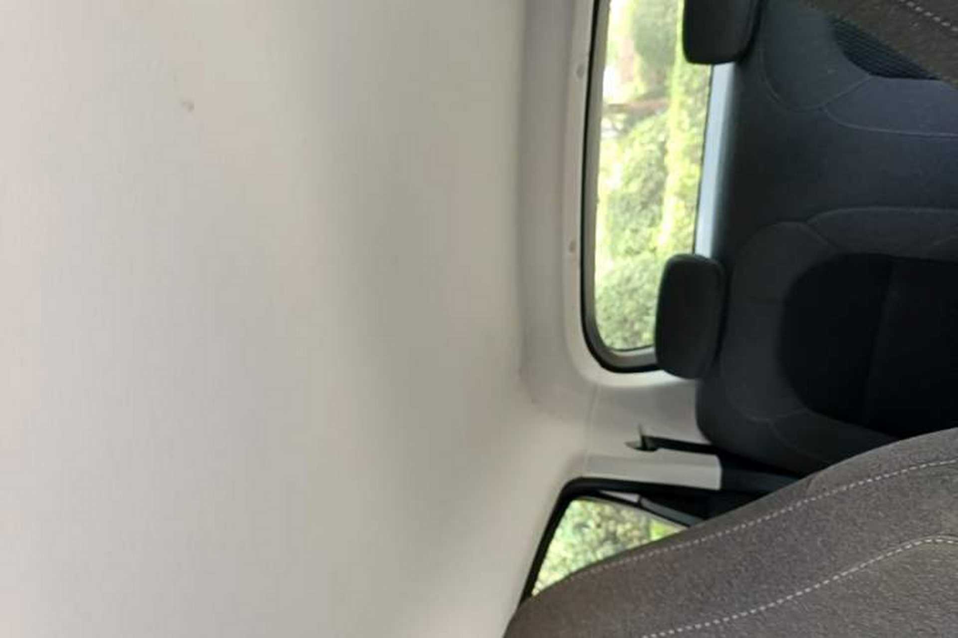 Used Leapmotor T03 2021 400 Lite Edition - Lithium-Ion Battery Headliner