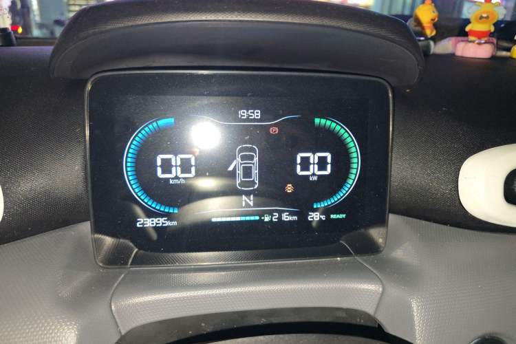 Used Leapmotor T03 2021 400 Lite Edition Lithium Iron Phosphate Instrument Cluster