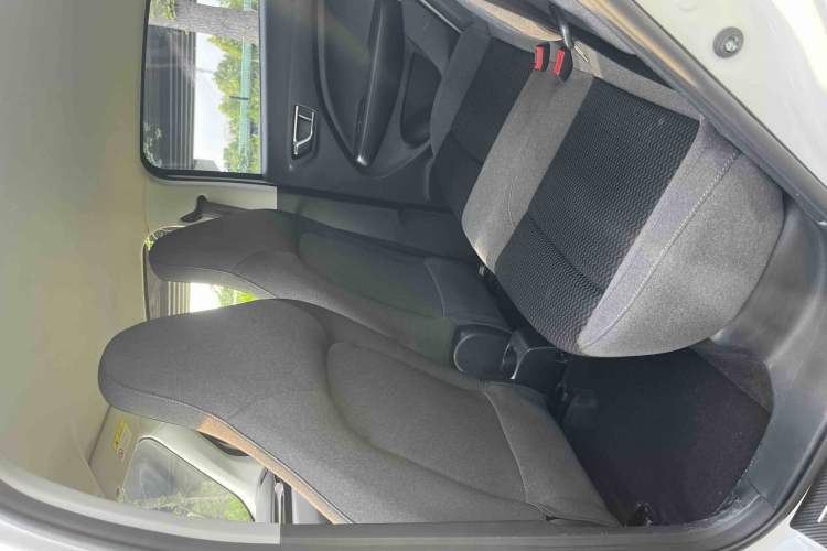 Used Leapmotor T03 2021 400 Lite Edition - Lithium-Ion Battery Interior 5