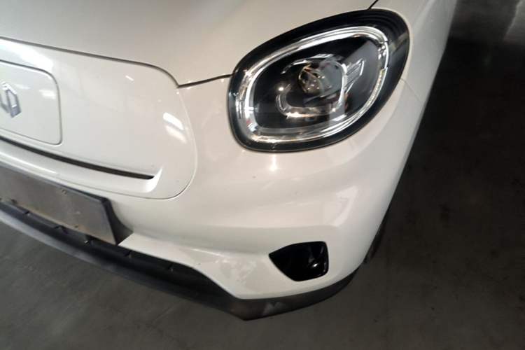 Used Leapmotor T03 2021 400 Lite Edition Lithium Iron Phosphate Left Front Headlight