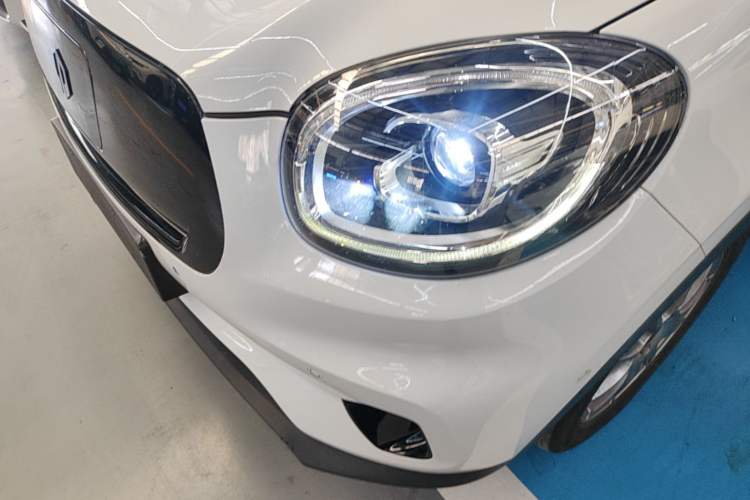 Used Leapmotor T03 2021 400 Luxury Pro Edition Left Front Headlight