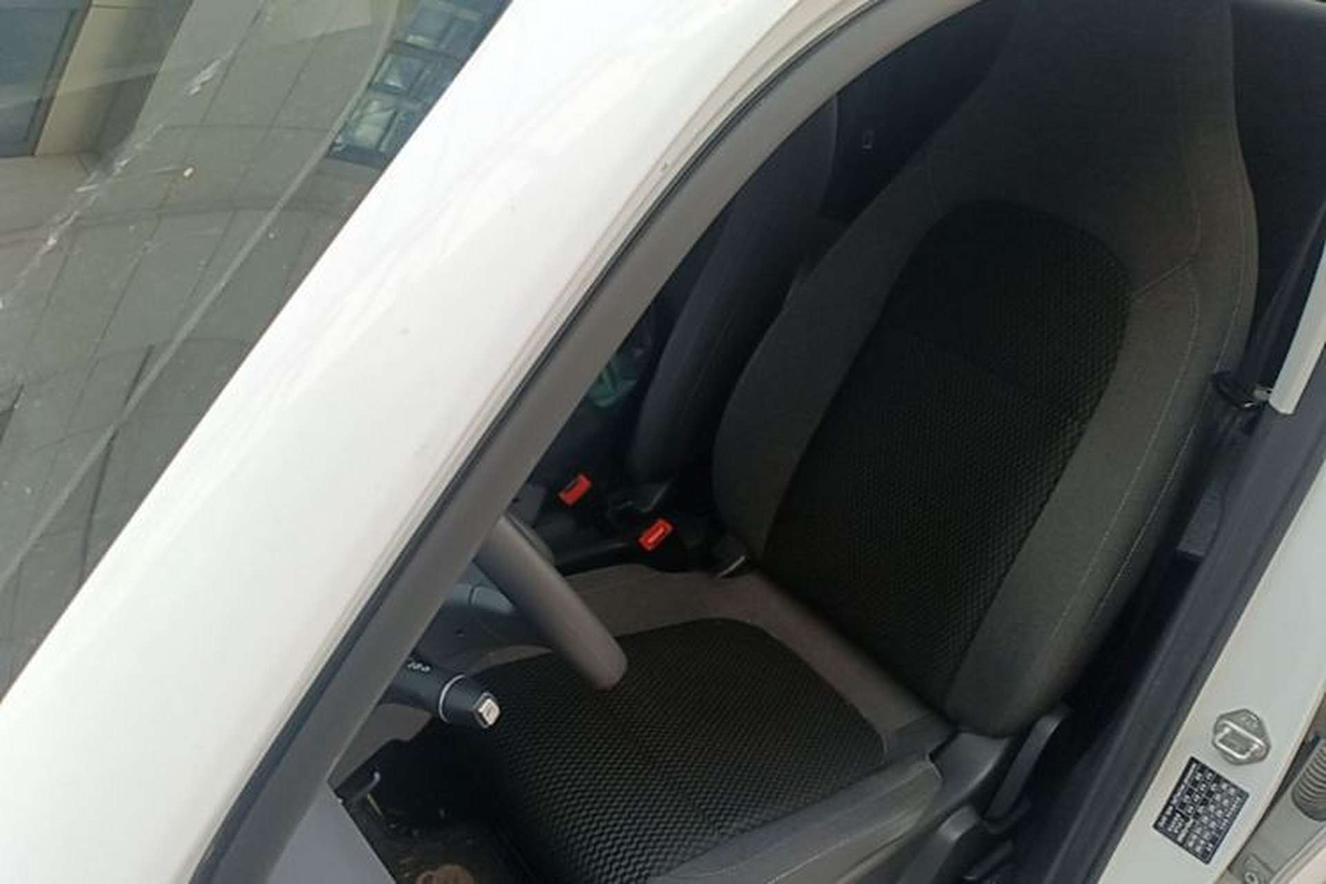 Used Leapmotor T03 2021 400 Lite Edition - Lithium-Ion Battery Left Front Seat