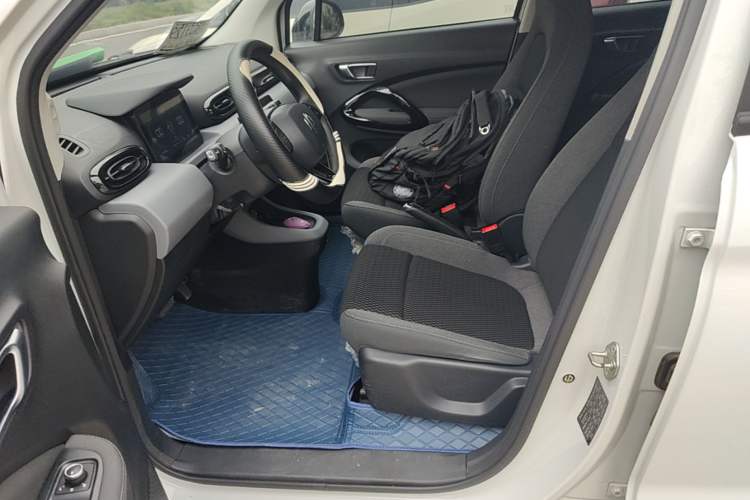 Used Leapmotor T03 2021 400 Lite Edition - Lithium-Ion Battery Left Front Seat