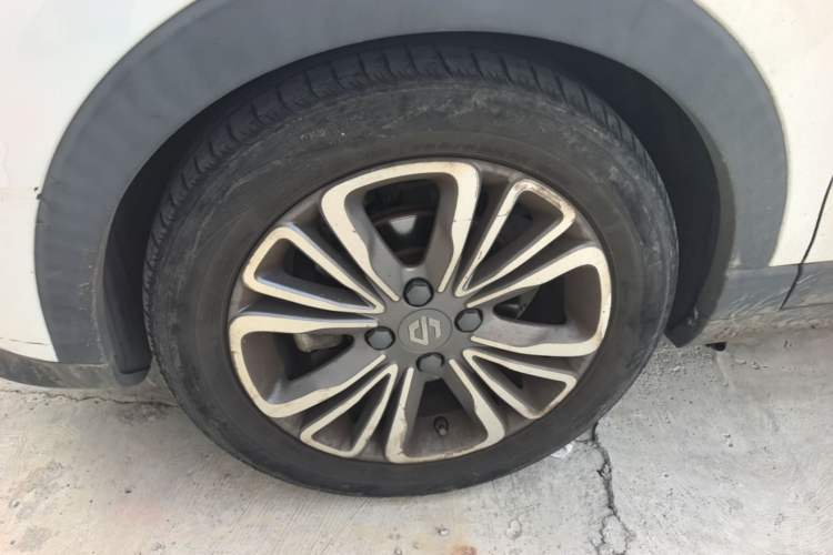 Used Leapmotor T03 2021 400 Online Booking Version Left Front Wheel Hub