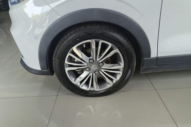 Used Leapmotor T03 2021 400 Luxury Edition Left Front Wheel Hub