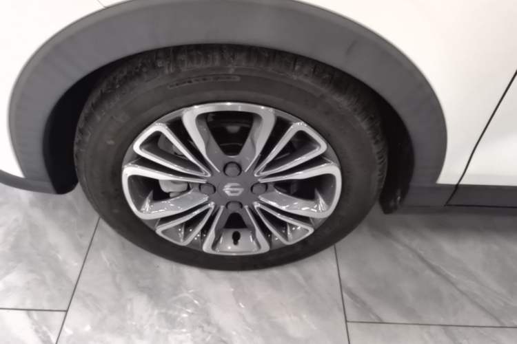 Used Leapmotor T03 2021 400 Comfort Edition Left Front Wheel Hub