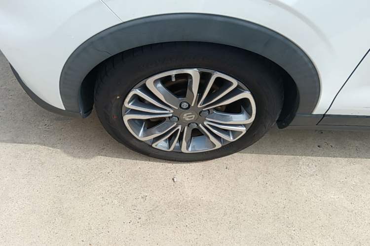 Used Leapmotor T03 2021 400 Comfort Edition Left Front Wheel Hub