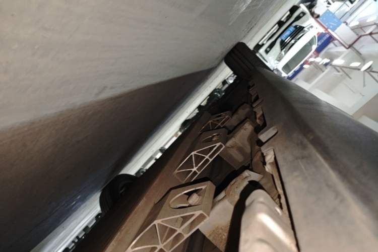 Used Leapmotor T03 2021 400 Micro-Sugar Version Left Side Sill