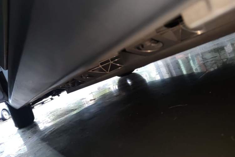 Used Leapmotor T03 2021 400 Luxury Edition Left Side Sill