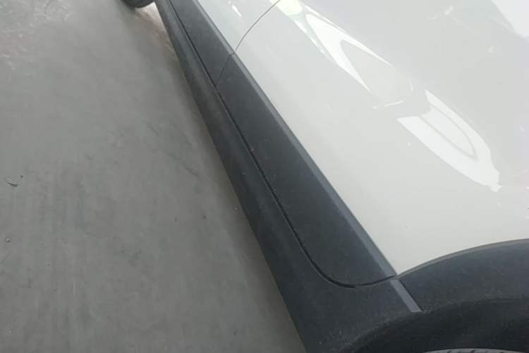 Used Leapmotor T03 2021 400 Lite Edition - Lithium-Ion Battery Left Side Sill