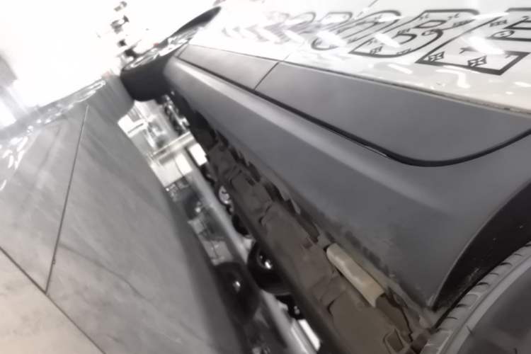 Used Leapmotor T03 2021 400 Comfort Edition Left Side Sill