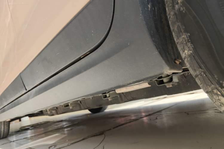 Used Leapmotor T03 2021 400 Comfort Edition Left Side Sill