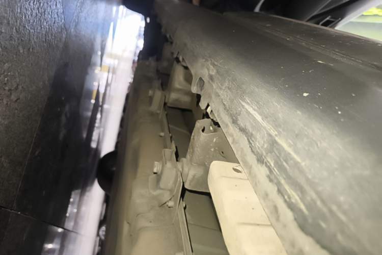 Used Leapmotor T03 2021 400 Comfort Edition Left Side Sill