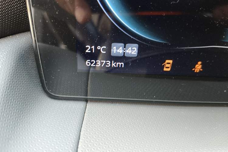 Used Leapmotor T03 2021 400 Luxury Edition Odometer Close Up