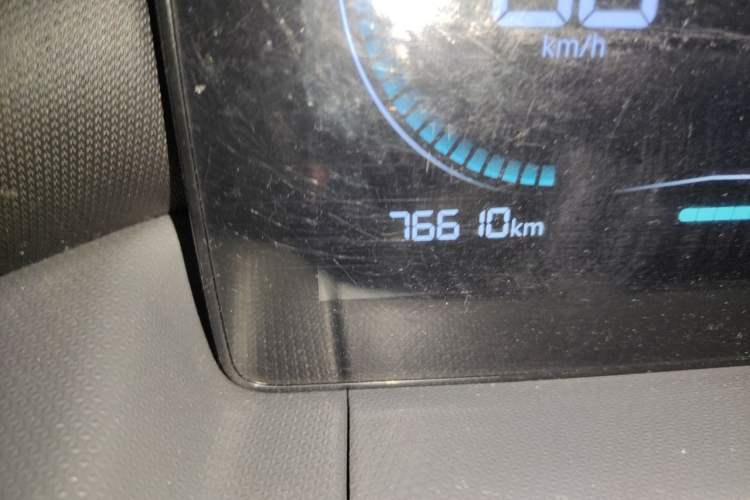 Used Leapmotor T03 2021 400 Lite Edition Lithium Iron Phosphate Odometer Close Up
