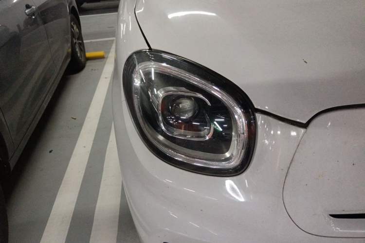 Used Leapmotor T03 2021 400 Luxury Edition Right Front Headlight
