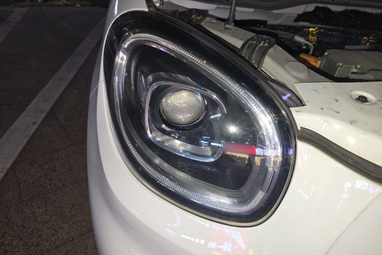 Used Leapmotor T03 2021 400 Lite Edition Lithium Iron Phosphate Right Front Headlight