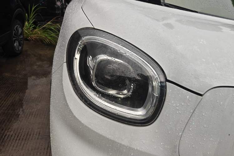 Used Leapmotor T03 2021 400 Lite Edition Lithium Iron Phosphate Right Front Headlight