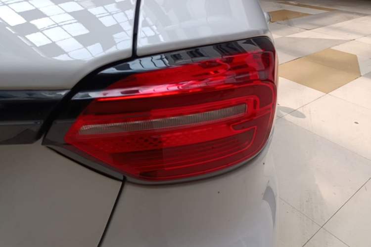 Used Leapmotor T03 2021 400 Lite Edition Lithium Iron Phosphate Right Rear Taillight