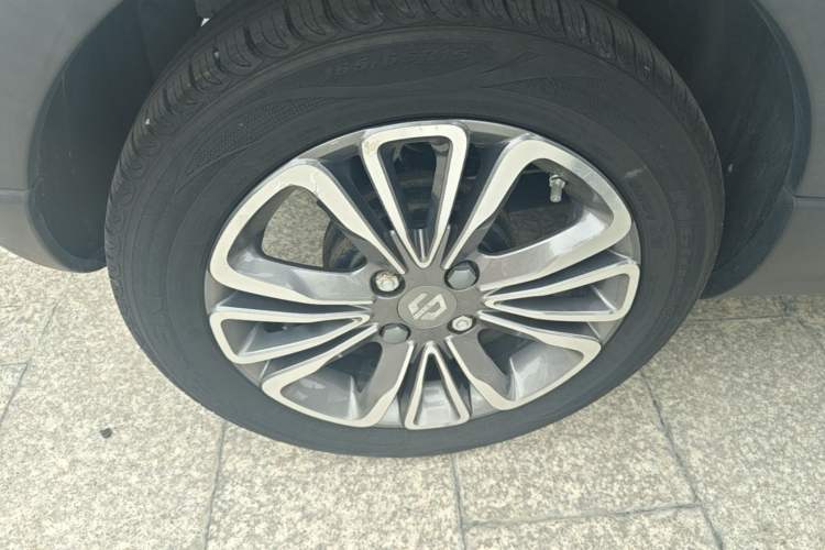 Used Leapmotor T03 2021 400 Comfort Edition Right Rear Wheel Hub