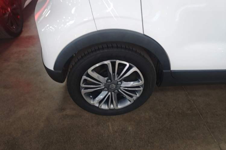 Used Leapmotor T03 2021 400 Comfort Edition Right Rear Wheel Hub