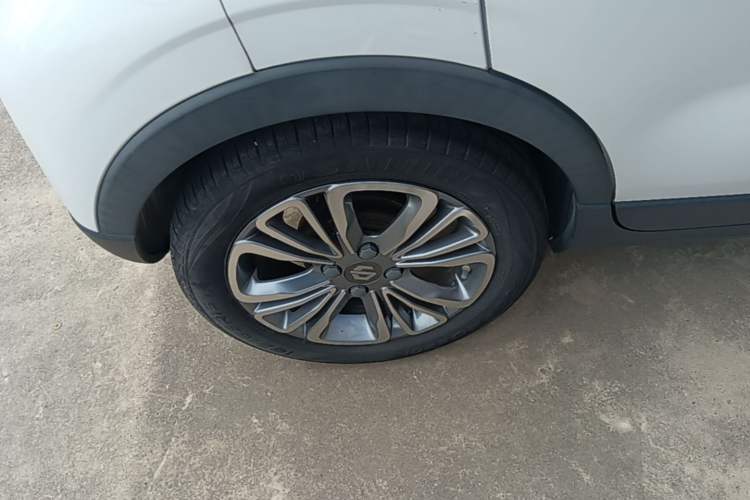 Used Leapmotor T03 2021 400 Comfort Edition Right Rear Wheel Hub