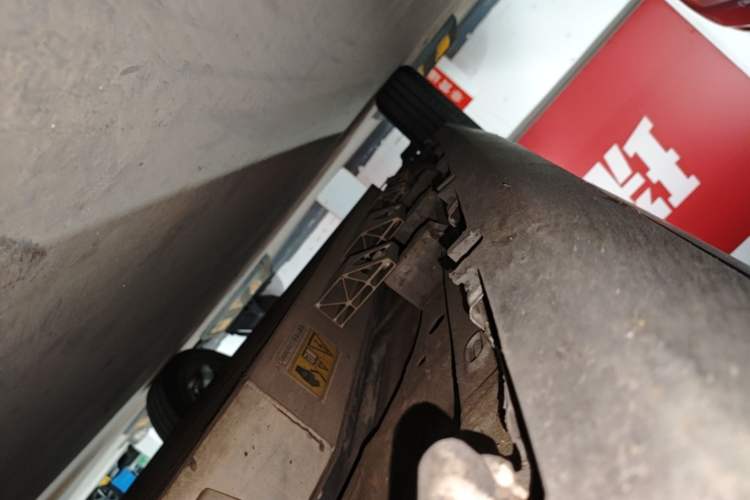 Used Leapmotor T03 2021 400 Micro-Sugar Version Right Side Sill