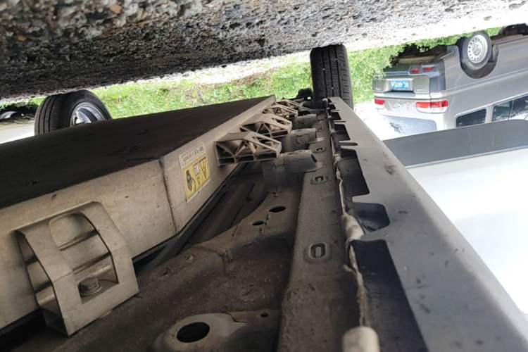 Used Leapmotor T03 2021 400 Online Booking Version Right Side Sill