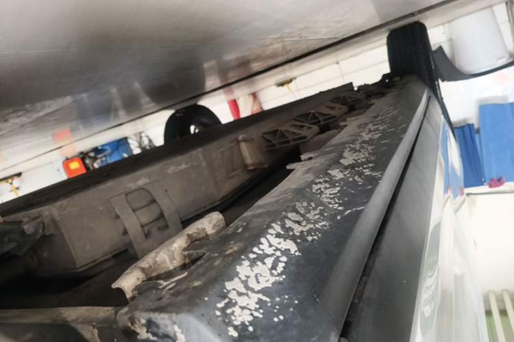 Used Leapmotor T03 2021 400 Lite Edition - Lithium-Ion Battery Right Side Sill