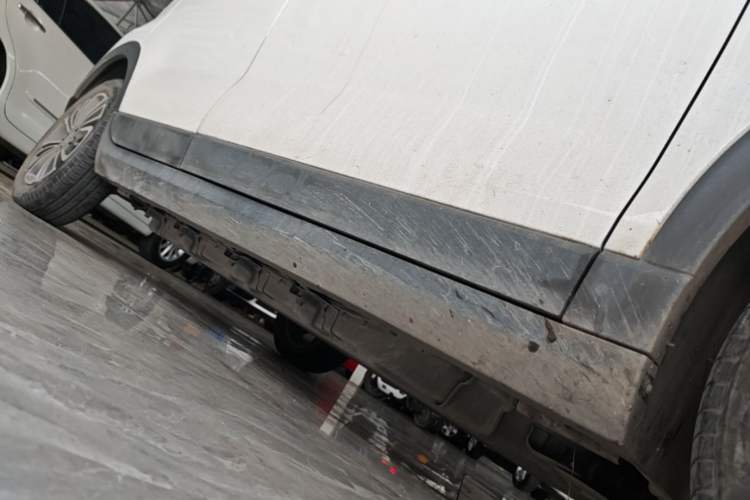 Used Leapmotor T03 2021 400 Online Booking Version Right Side Sill